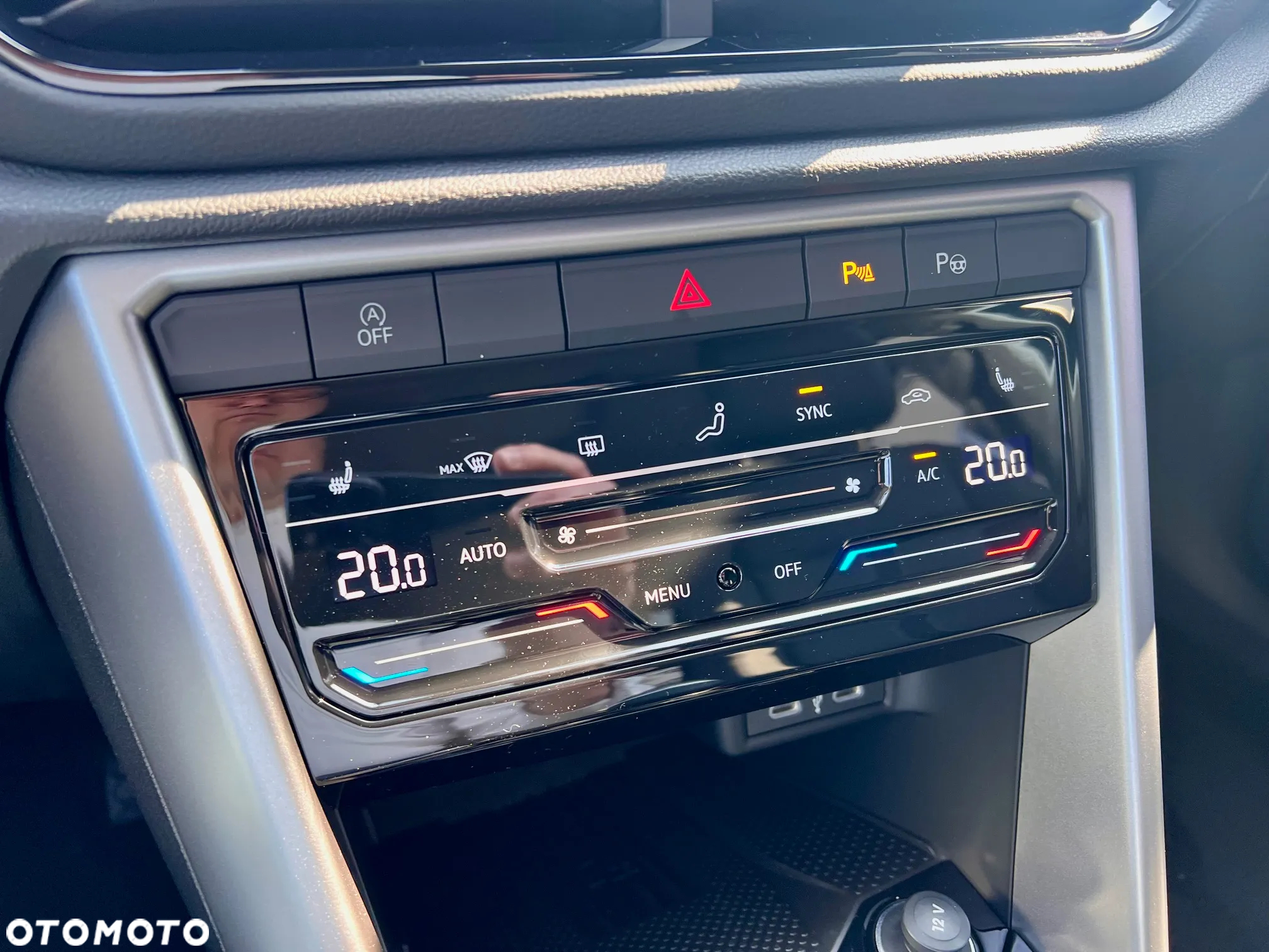 Volkswagen T-Roc 1.5 TSI Life Plus DSG - 9