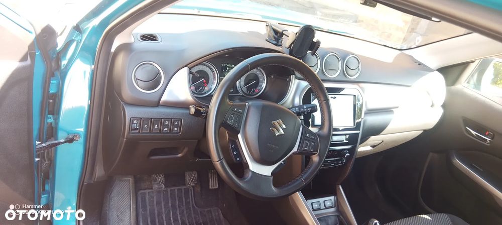 Suzuki Vitara 1.0 Boosterjet Premium 4WD - 5