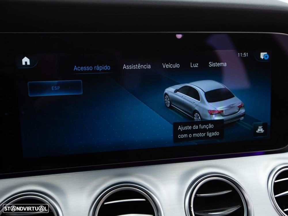 Mercedes-Benz E 300 de 4Matic 9G-TRONIC - 32