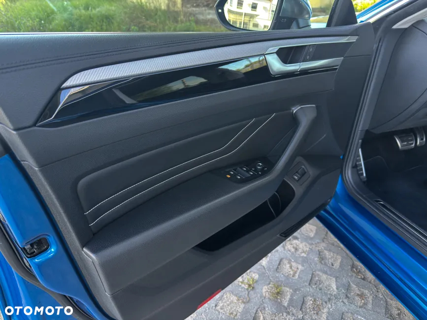 Volkswagen Arteon 2.0 TSI Elegance DSG - 26