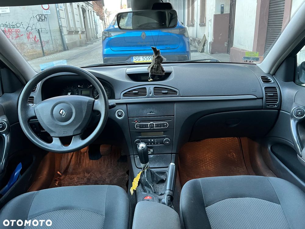 Renault Laguna - 8