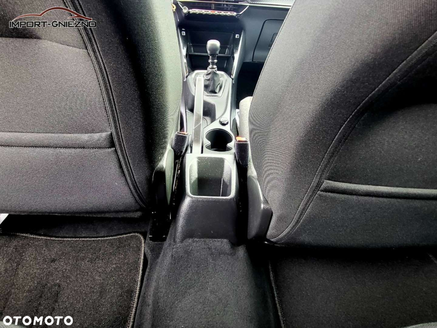 Peugeot 2008 - 21