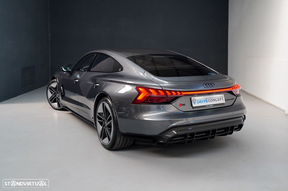 Audi RS e-tron GT quattro - 23