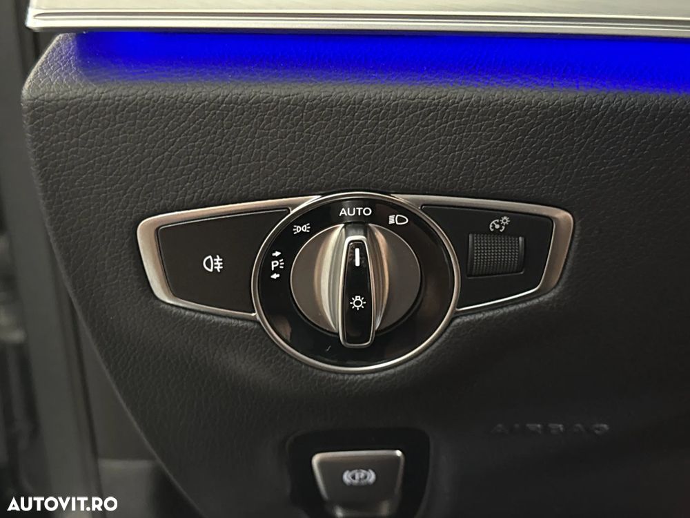 Mercedes-Benz E - 15