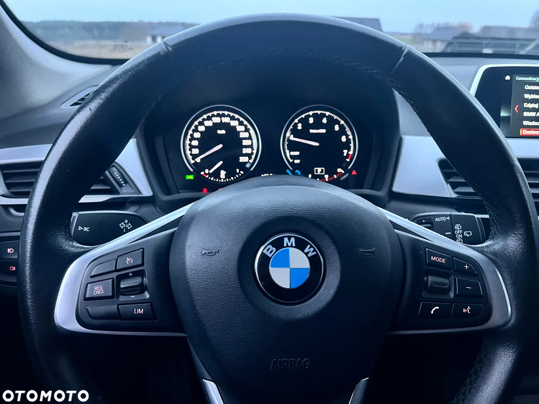 BMW X1 sDrive18i Business Edition - 37