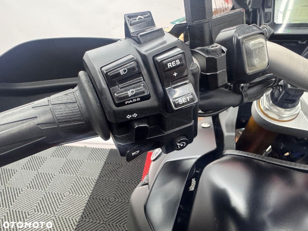 Yamaha Super Tenere - 25