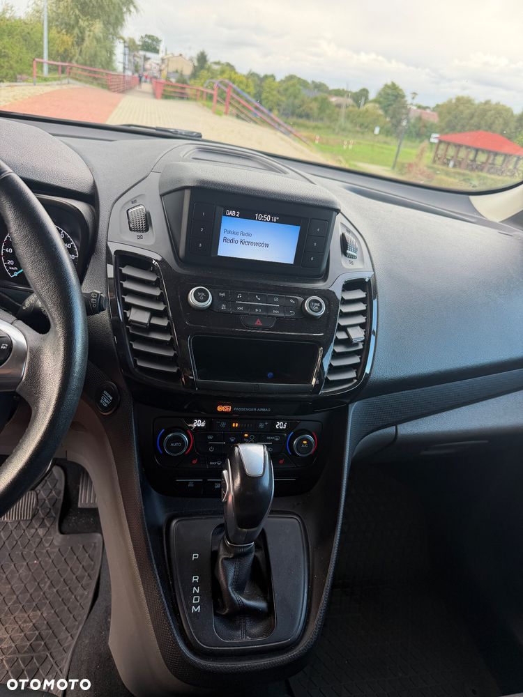Ford Tourneo Connect Grand - 10