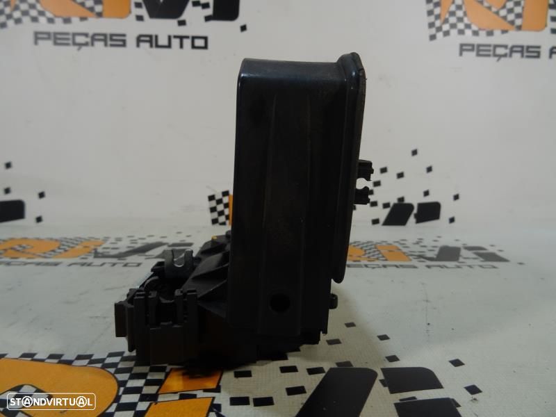 Fecho Da Porta Trás Direita Bmw 5 Touring (F11)  51227202148 / 7202148 - 4