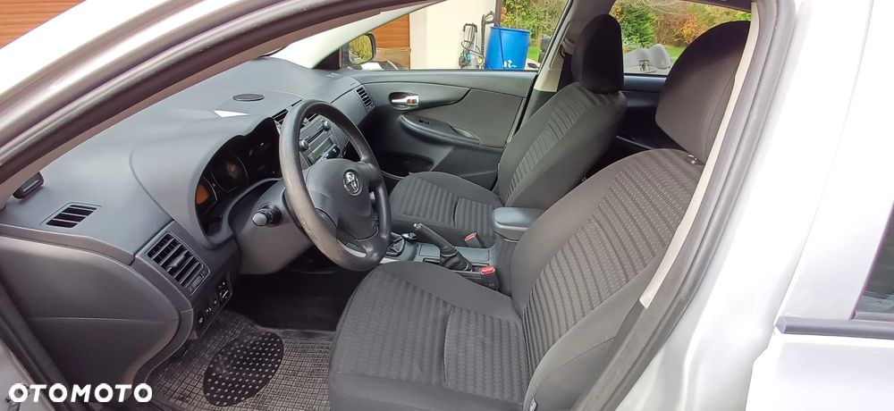 Toyota Corolla 1.6 VVT-i Premium Start - 7