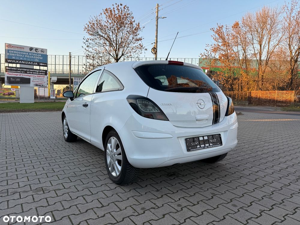 Opel Corsa - 8