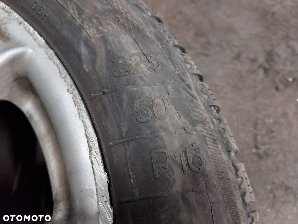 OPONA ZIMOWA 1 SZT 225/50R16 2018R KLEBER KRISALP HP2 - 4