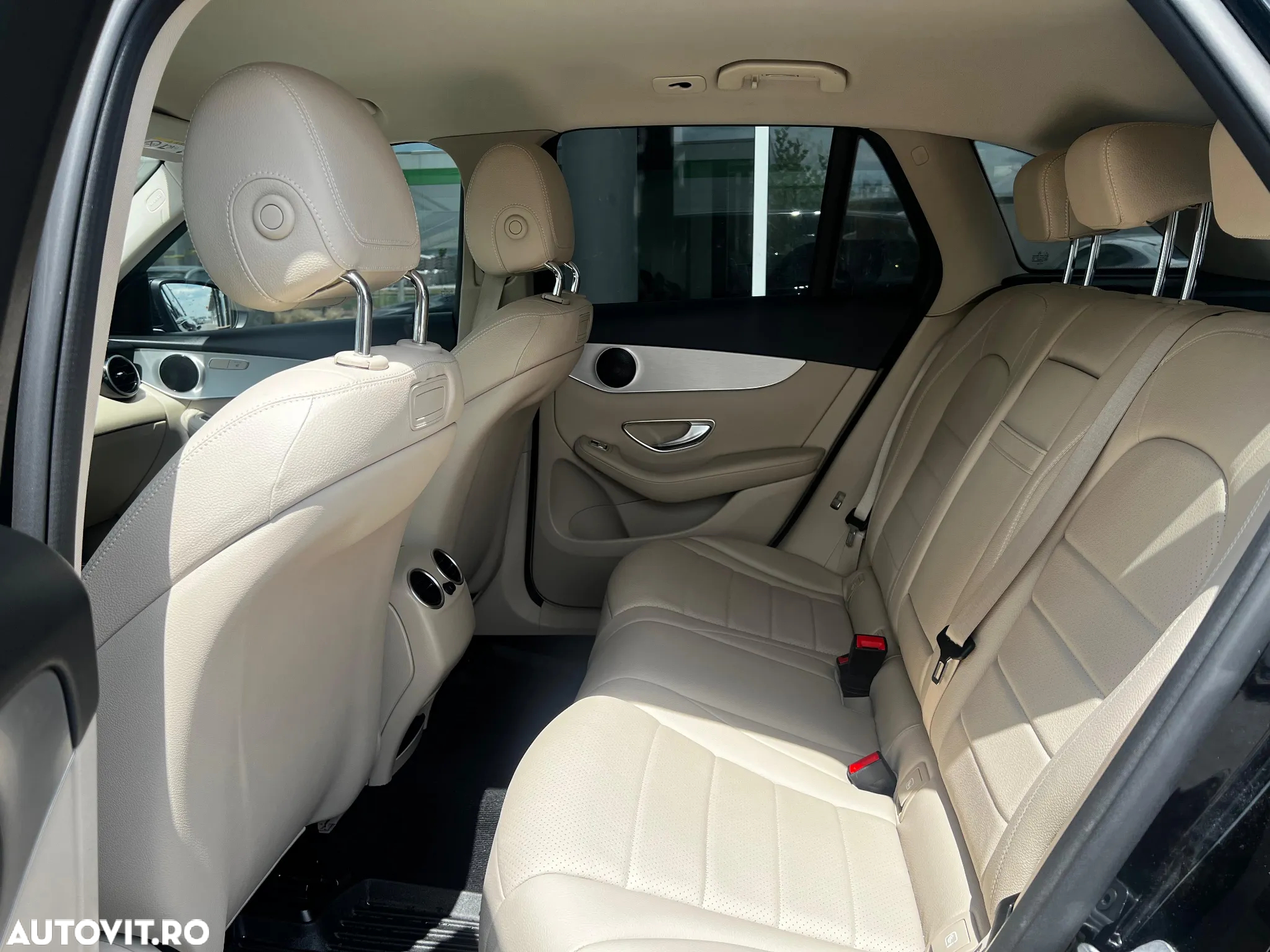 Mercedes-Benz GLC 250 d 4MATIC - 10