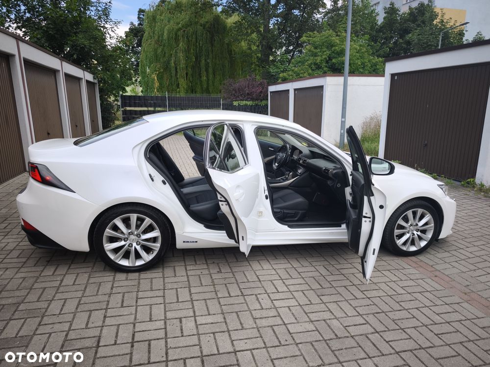 Lexus IS Sport Line - 36