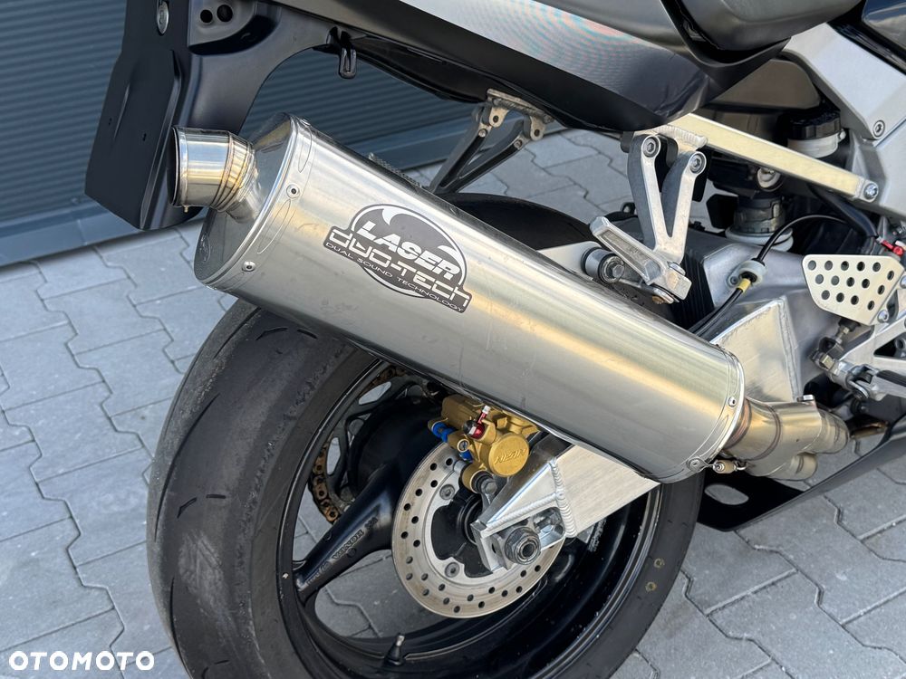 Honda CBR - 4