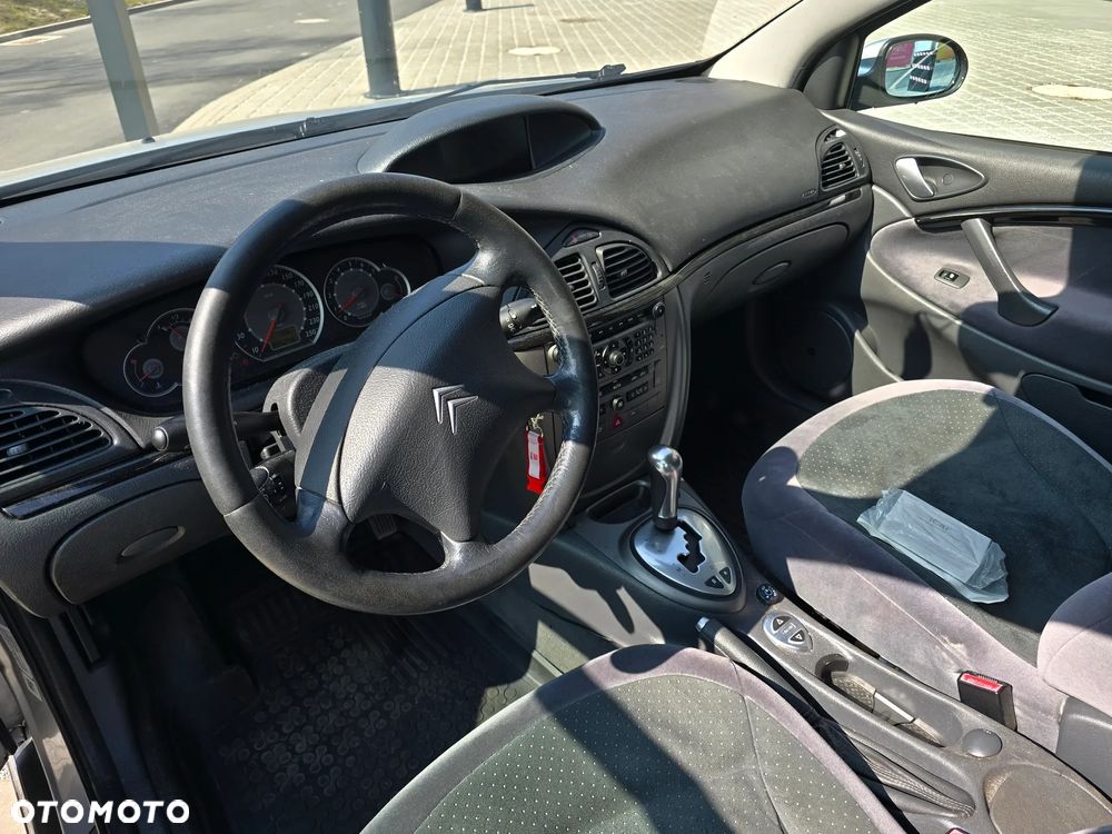 Citroën C5 II 2.0i 16V Exclusive - 8