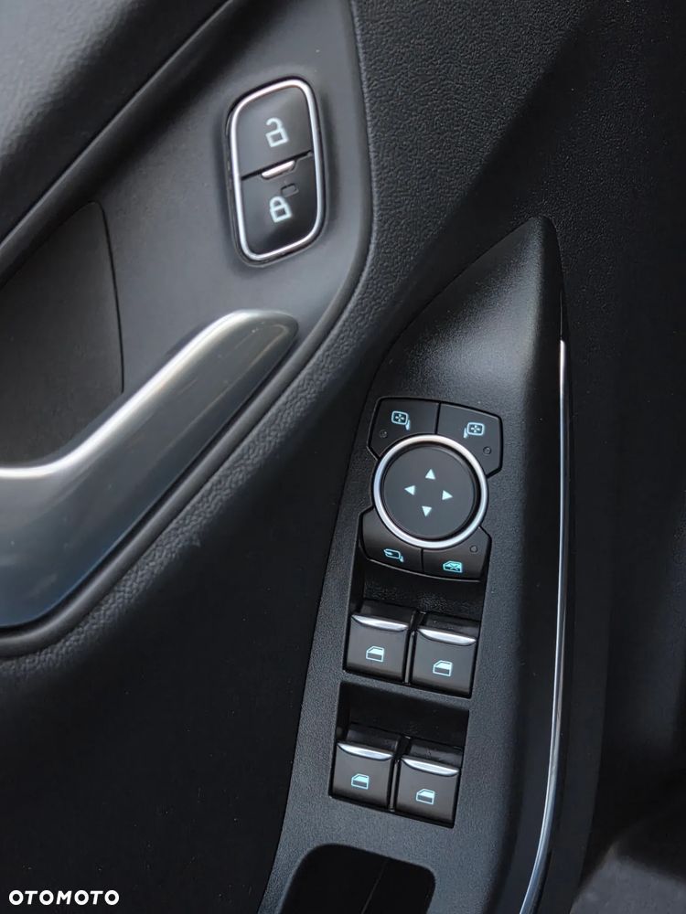 Ford Puma 1.0 EcoBoost Hybrid ST-LINE VIGNALE - 37