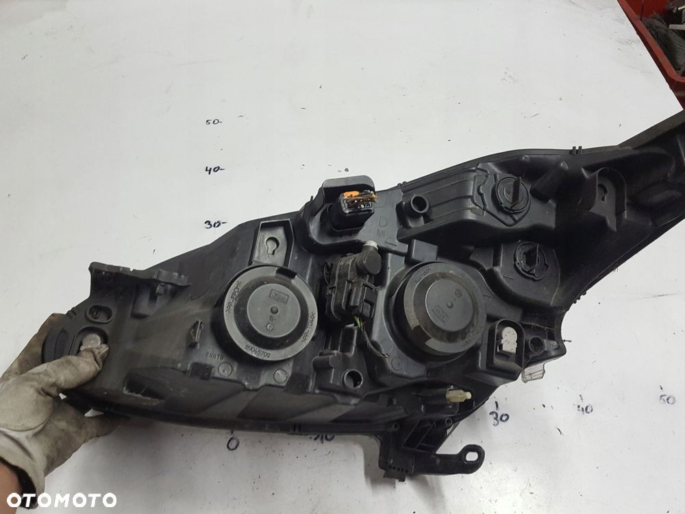 PEUGEOT 208 I 12-14r LAMPA PRAWA PRZÓD ANGLIK - 6