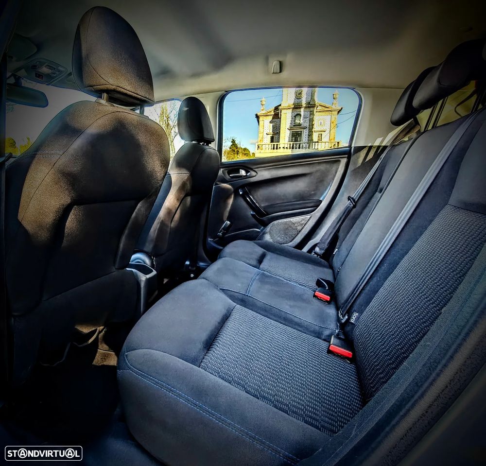 Peugeot 208 PureTech 110 Stop & Start Signature - 7