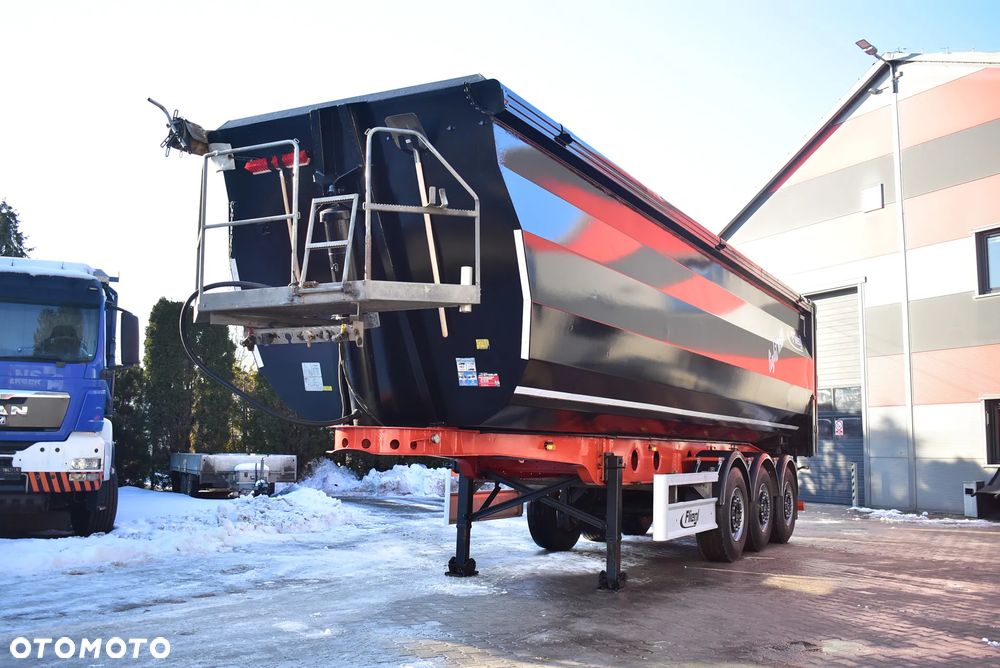 Fliegl Wywrotka / 55 m³/ Klapo-Drzwi/2 x Szybr/ S.A.F / Oś podnoszona / Sprowadzona z Niemiec ! - 2