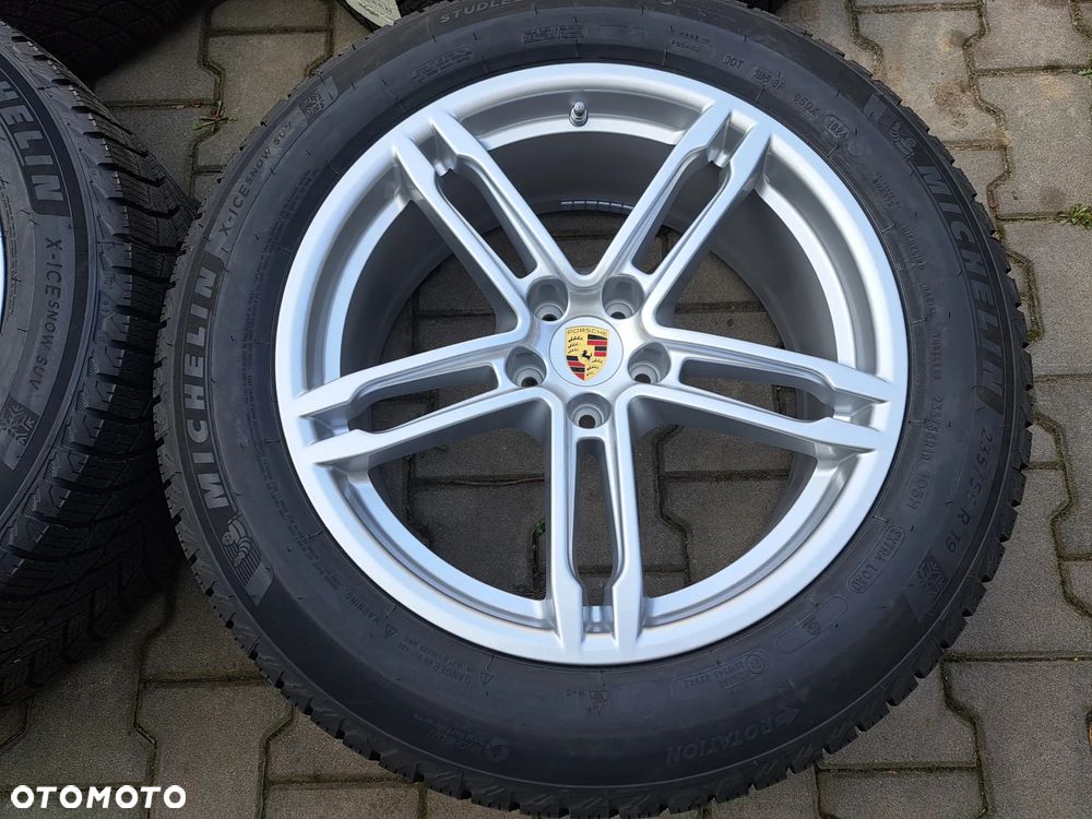 Nowe Oryg. Porsche Macan 19 95B - 1