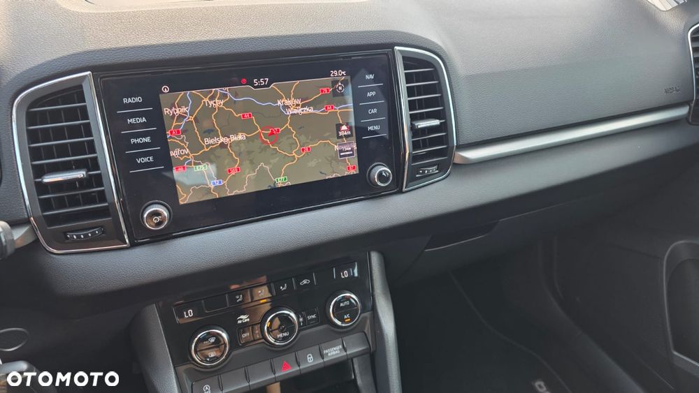 Skoda Karoq 1.5 TSI DSG Style - 10