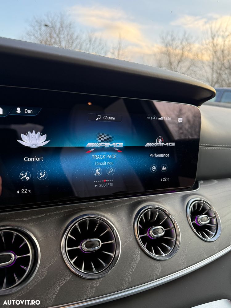 Mercedes-Benz AMG GT 53 4Matic+ Coupe 4D Speedshift TCT 9G - 17