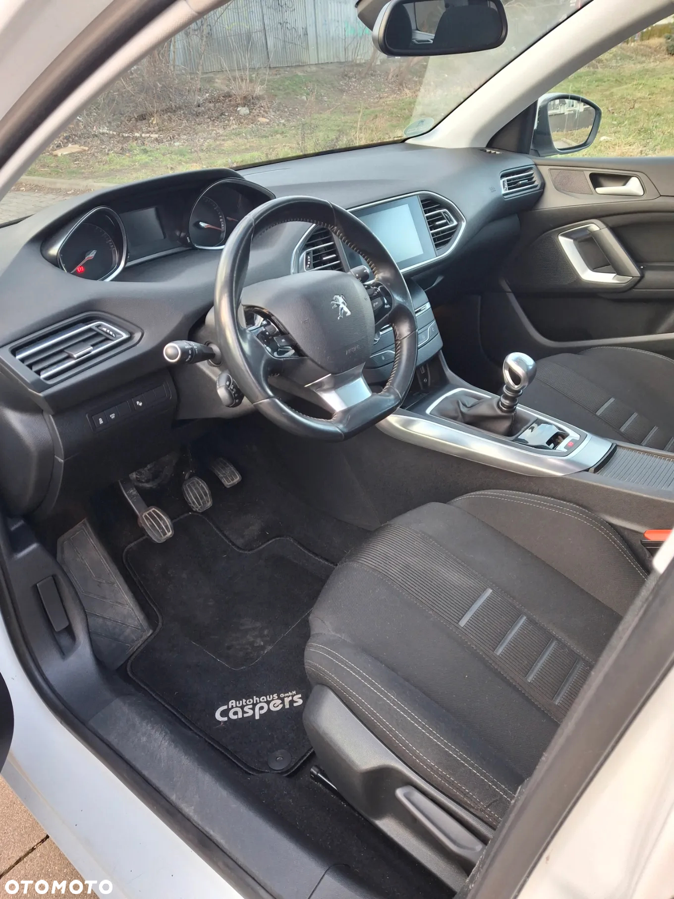 Peugeot 308 1.2 PureTech Allure S&S - 9