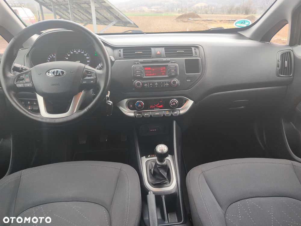 Kia Rio 1.2 Dream-Team Edition - 23