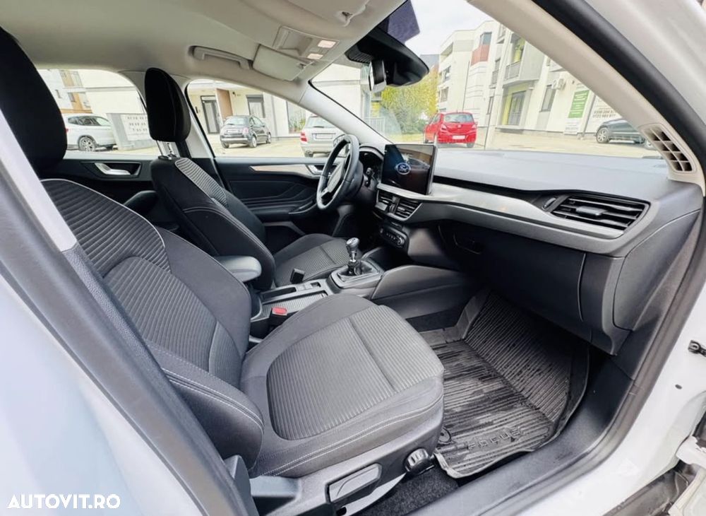 Ford Focus 1.0 EcoBoost Titanium - 7
