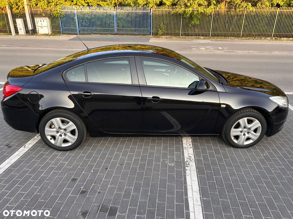 Opel Insignia 1.6 - 12