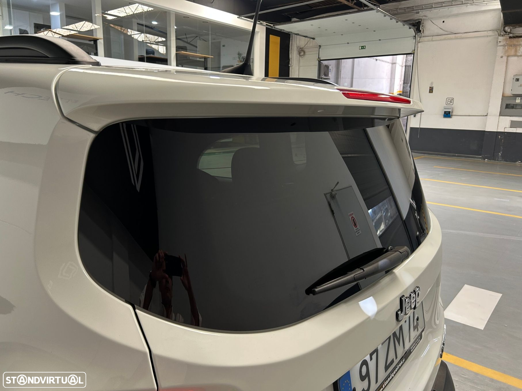 Jeep Renegade 1.0 T Limited - 13