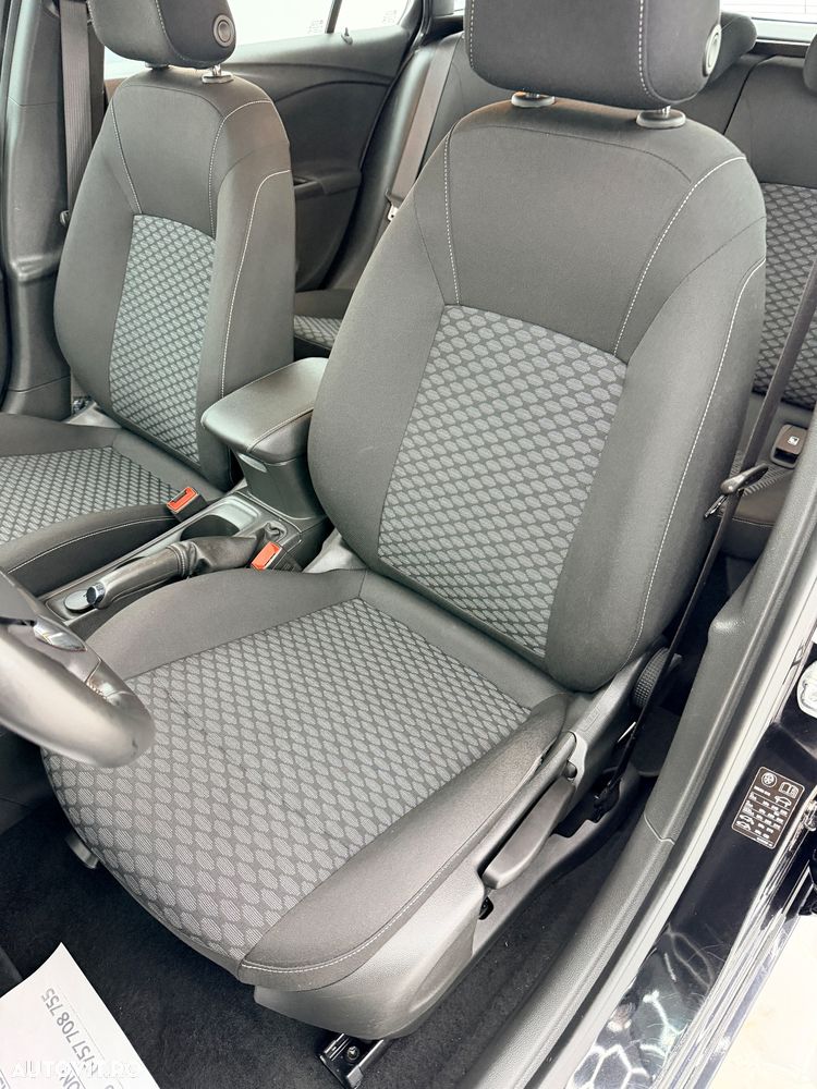 Opel Astra 1.6 D Start/Stop Sports Tourer Business - 9