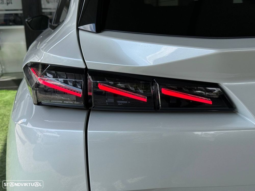 Peugeot 308 SW 1.6 Hybrid GT e-EAT8 - 32