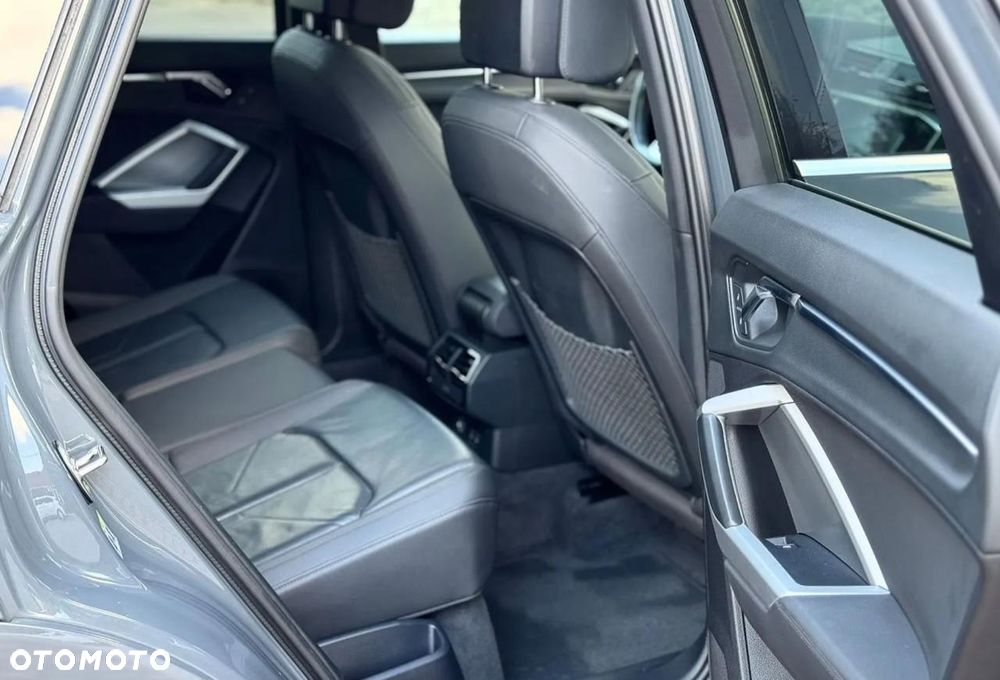 Audi Q3 - 22