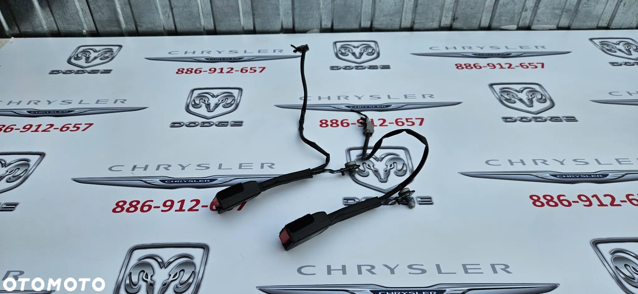 Dodge Durango LIFT III 2014- Zapinka pasa prawa lewa Zapięcie pasa bezpieczeństwa Klamra 1VL12DX9AB 1VL10DX9AB - 1