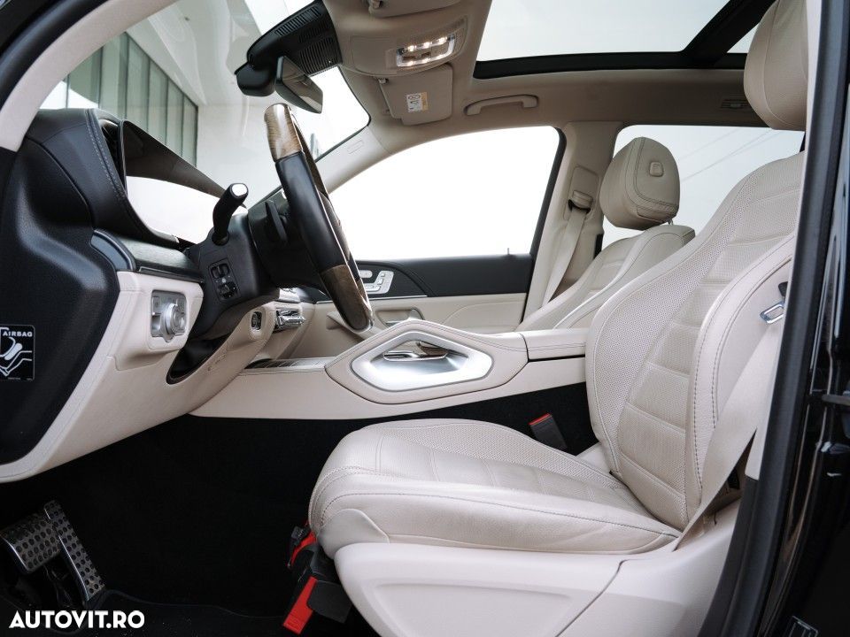 Mercedes-Benz GLS - 12