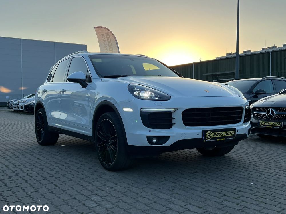 Porsche Cayenne - 3