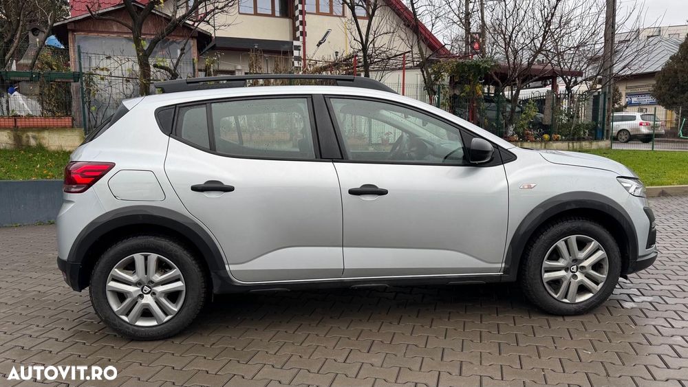 Dacia Sandero Stepway TCe 90 CVT Essential - 4