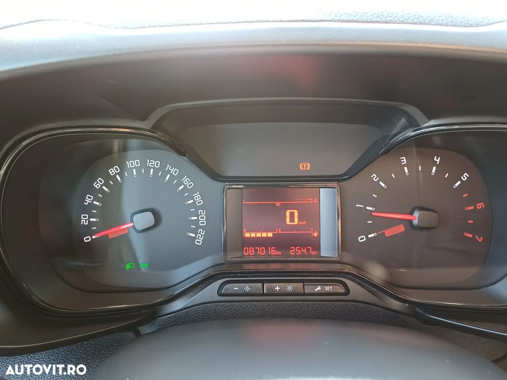 Toyota PROACE City - 16
