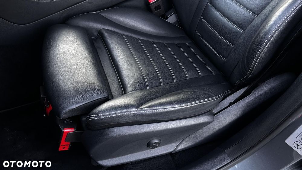 Mercedes-Benz GLC - 13