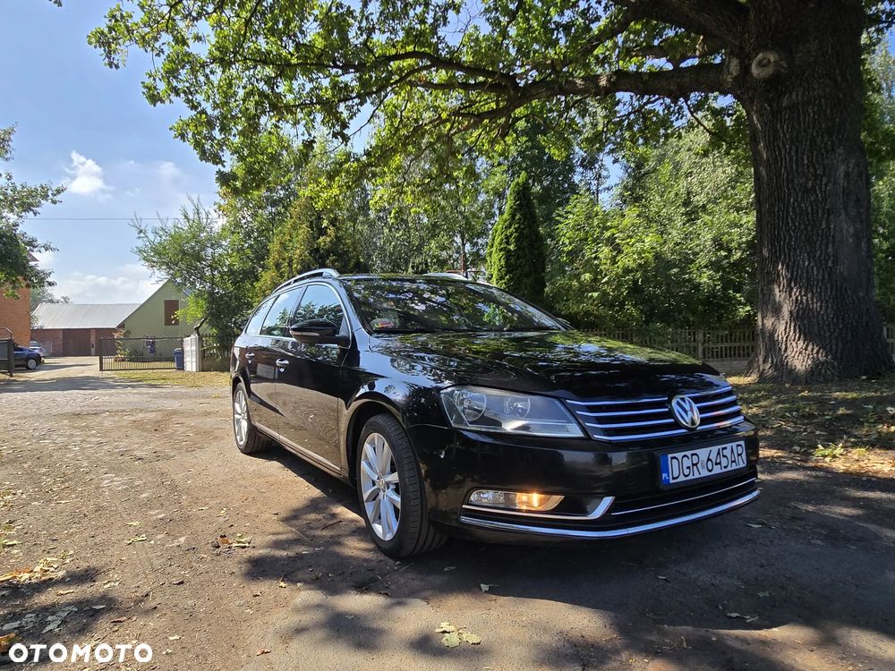 Volkswagen Passat Variant 2.0 Blue TDI DSG SCR Highline - 16