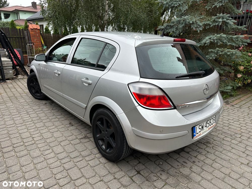 Opel Astra - 11