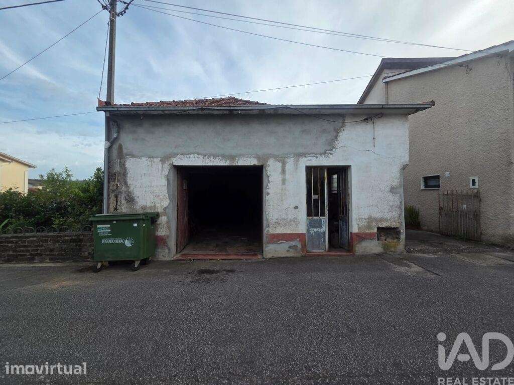 Casa / Villa em Mortágua, Vale de Remígio, Cortegaça e Almaça de 100 m - Grande imagem: 3/9