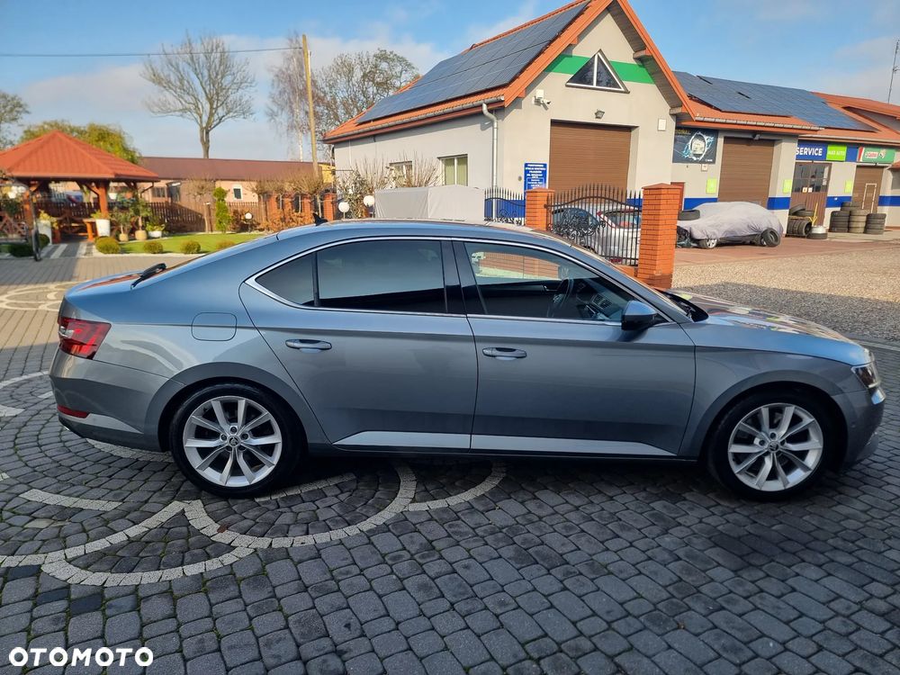 Skoda Superb 2.0 TSI 4x4 Style DSG - 5
