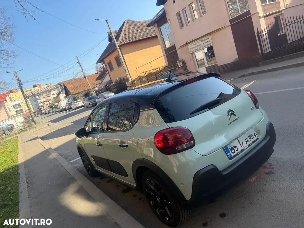 Citroën C3 Pure Tech 82 SHINE - 2