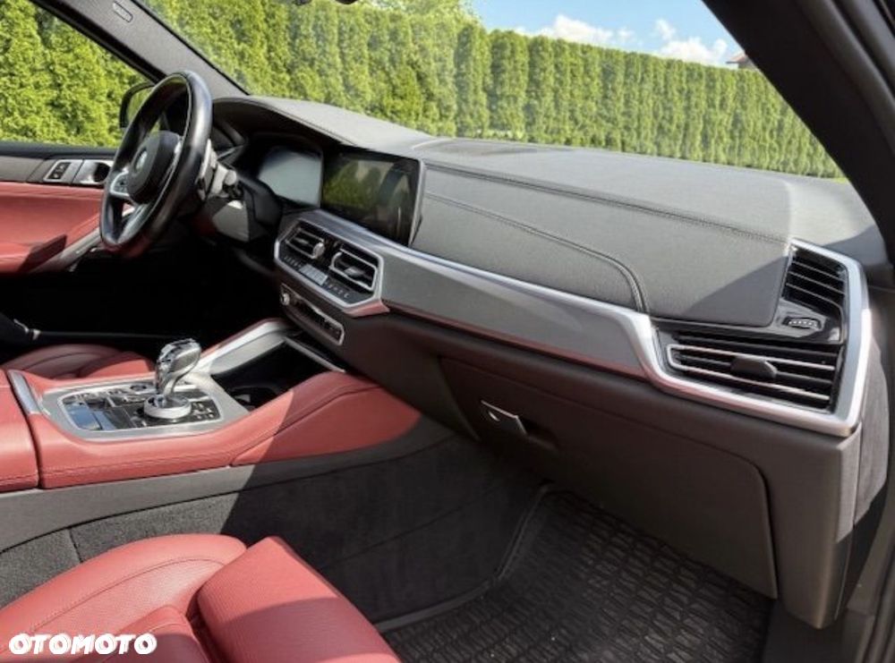 BMW X6 xDrive40i mHEV - 16