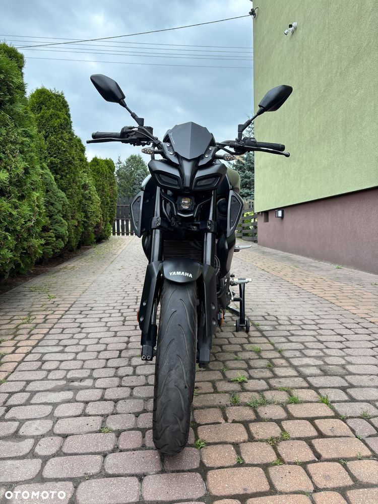 Yamaha MT - 2