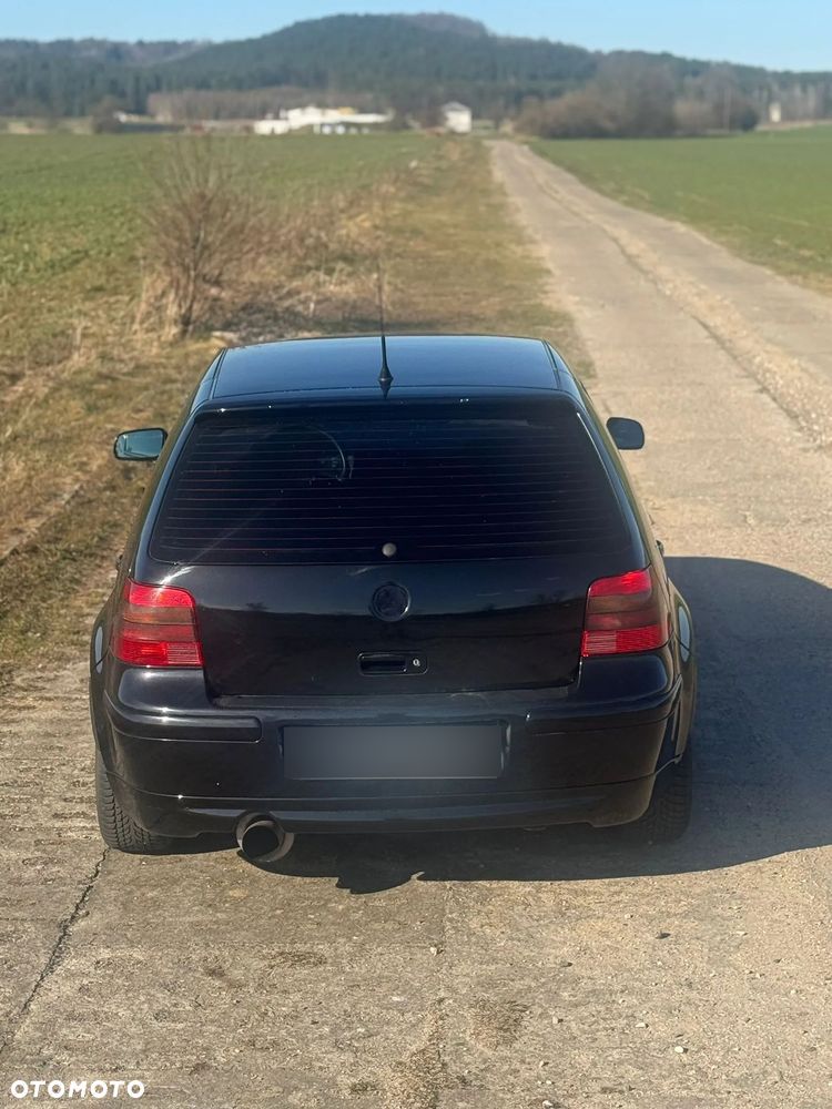 Volkswagen Golf - 3