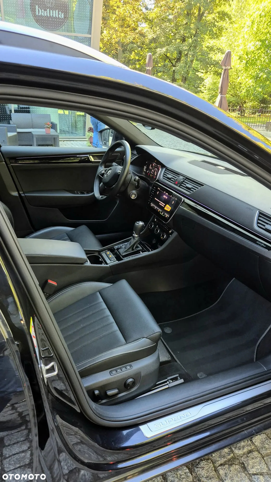 Skoda Superb 2.0 TDI SCR 4x4 L&K DSG - 8