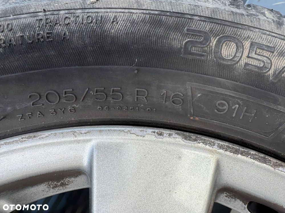 Felgi aluminiowe 205/55 R16 ET45 Toyota - 7